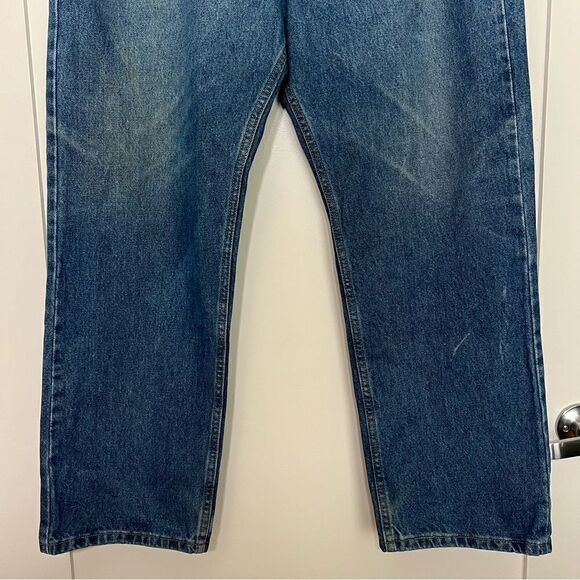 Lee Mens Jeans Size 42x30 Blue Denim Regular Fit Straight Leg 5 Pocket Design - Picture 3 of 16